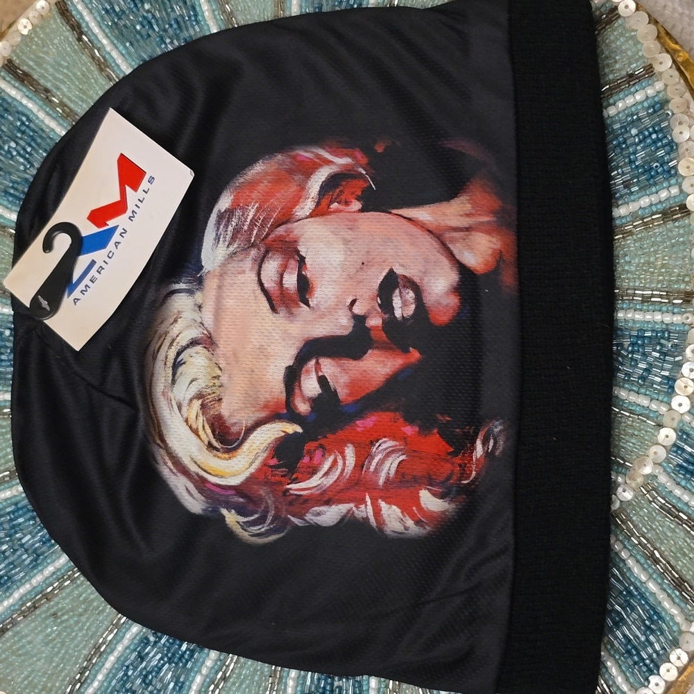 AMERICAN MILLS BEANIE